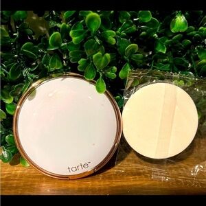 Tarte Amazonian Clay Blurring Powder Foundation 51 s deep